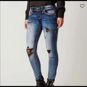 Rock Revival YUI skinny jeans, RARE! NWT